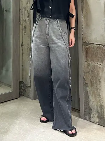 GRACE CONTINENTAL 志田　悠 コーディネート画像