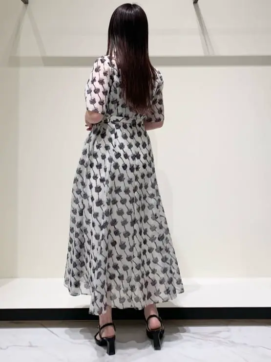 GRACE CONTINENTAL 平野 裕華 コーディネート画像