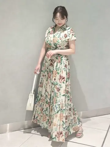 GRACE CONTINENTAL SAYUMI Nagashima コーディネート画像