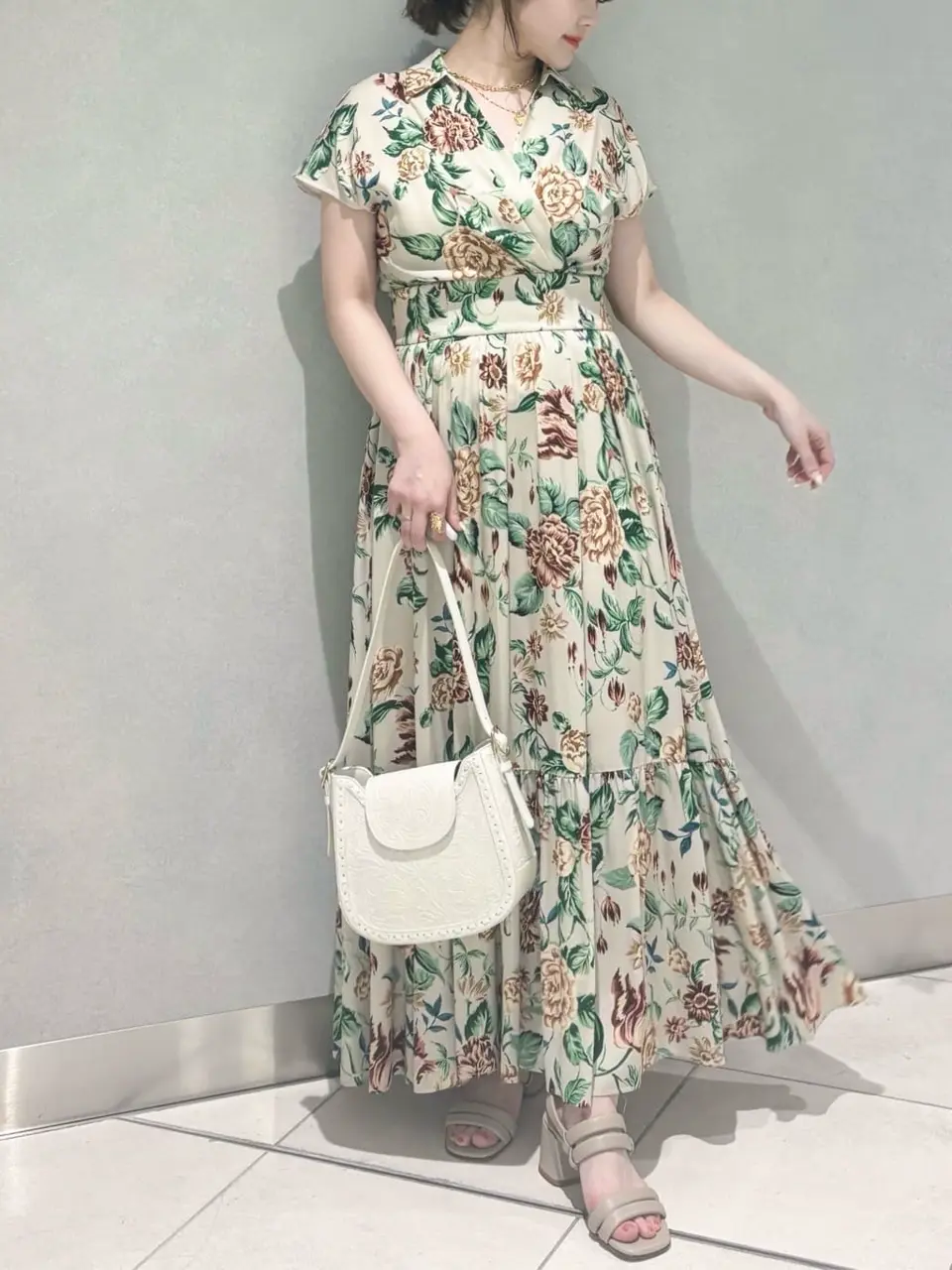 GRACE CONTINENTAL SAYUMI Nagashima コーディネート画像