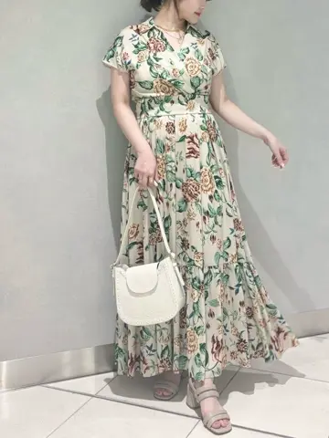 GRACE CONTINENTAL SAYUMI Nagashima コーディネート画像