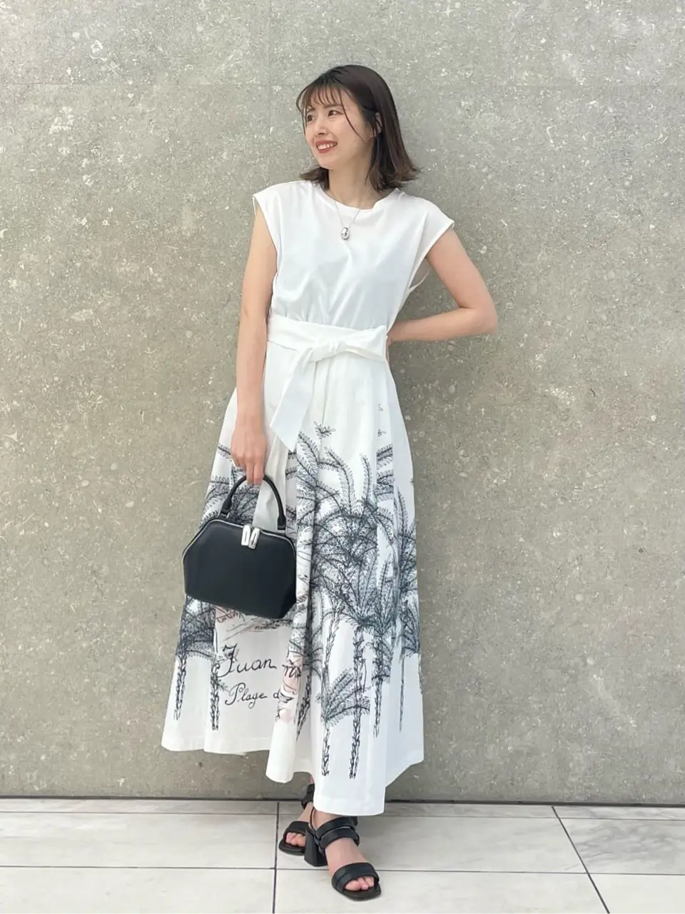 GRACE CONTINENTAL minami コーディネート画像