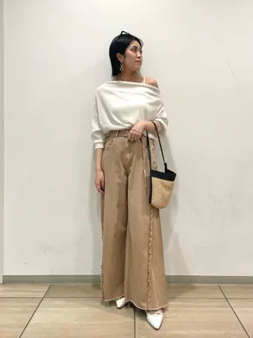 GRACE CONTINENTAL yoshi コーディネート画像