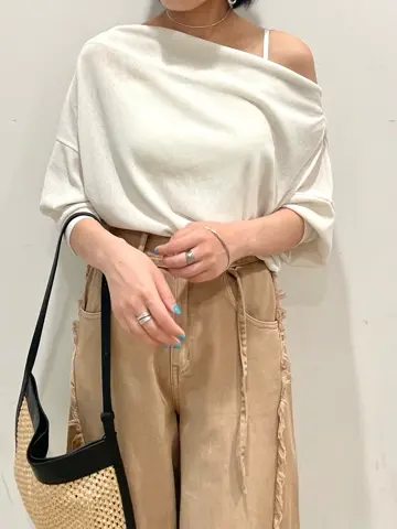 GRACE CONTINENTAL yoshi コーディネート画像