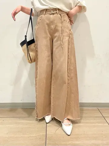 GRACE CONTINENTAL yoshi コーディネート画像