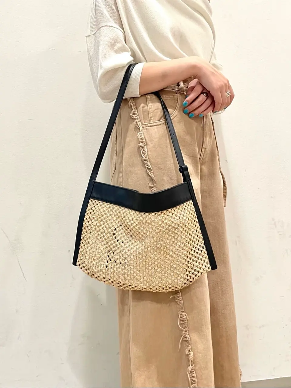 GRACE CONTINENTAL yoshi コーディネート画像