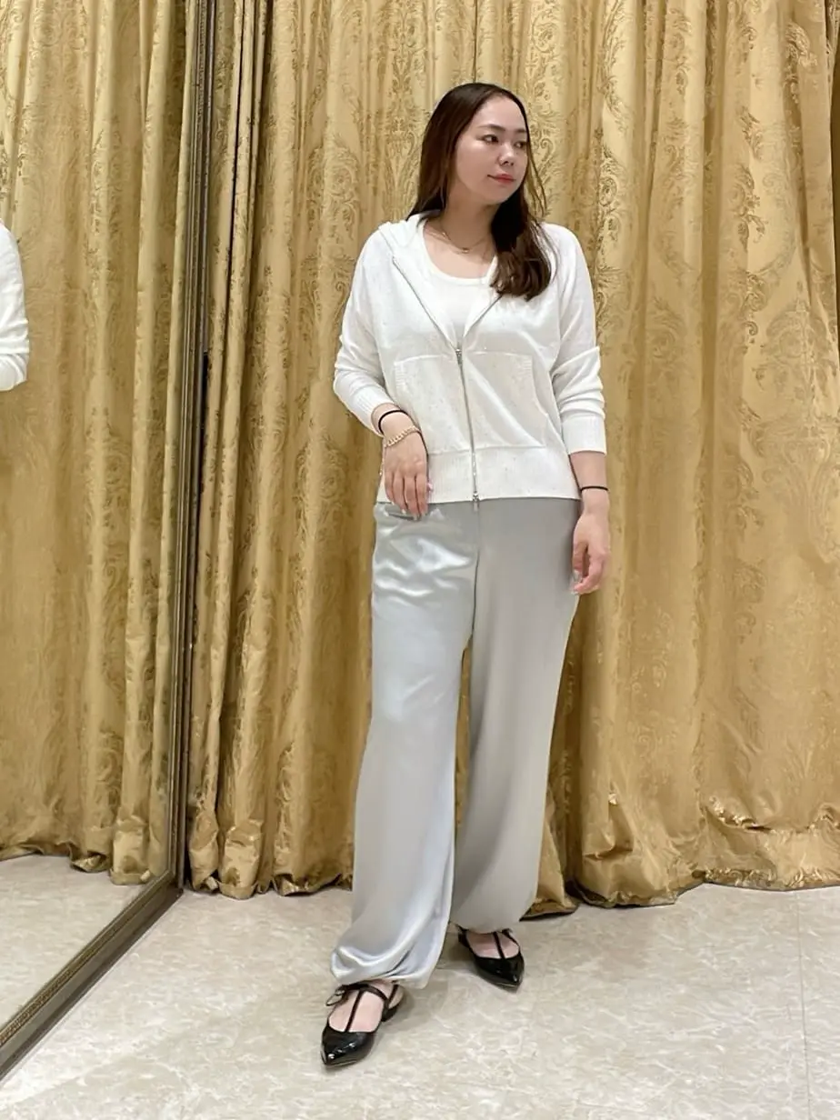 GRACE CONTINENTAL 泉　敦子 コーディネート画像