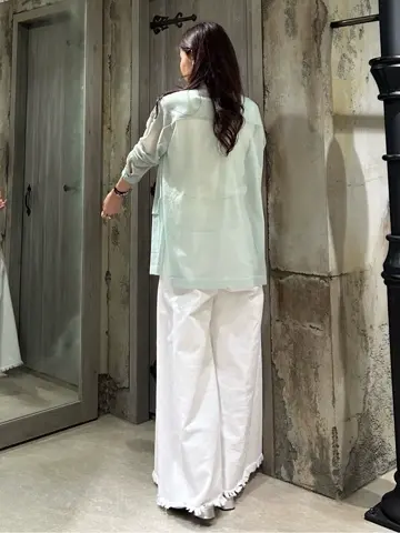 GRACE CONTINENTAL 志田　悠 コーディネート画像