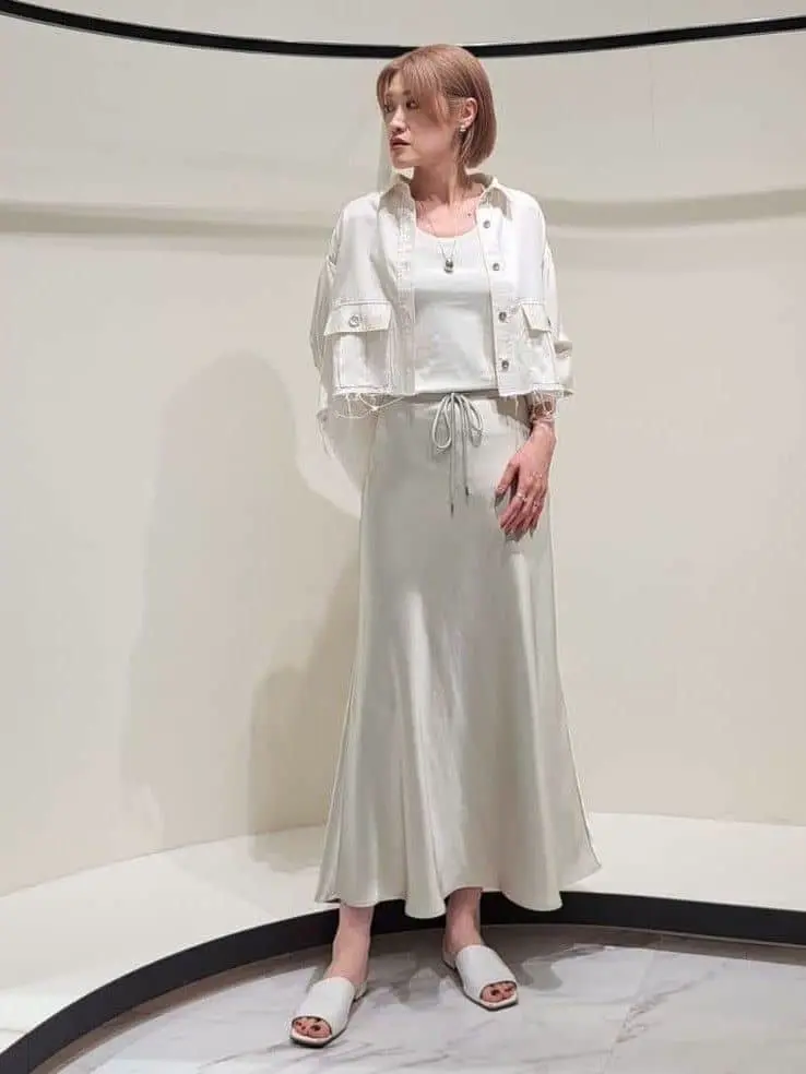 GRACE CONTINENTAL 今野　志保 コーディネート画像