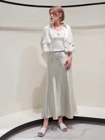 GRACE CONTINENTAL 今野　志保 コーディネート画像