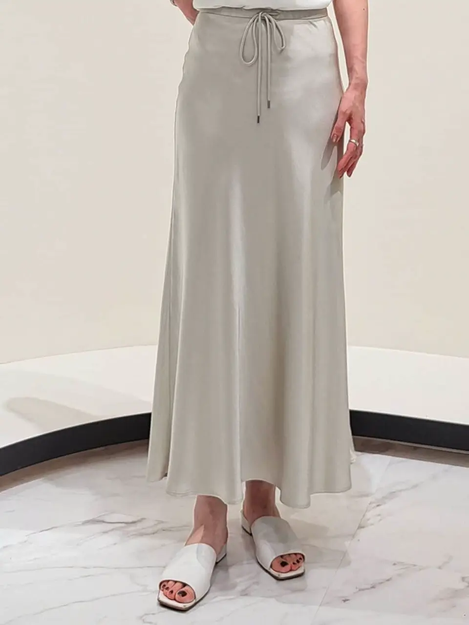 GRACE CONTINENTAL 今野　志保 コーディネート画像