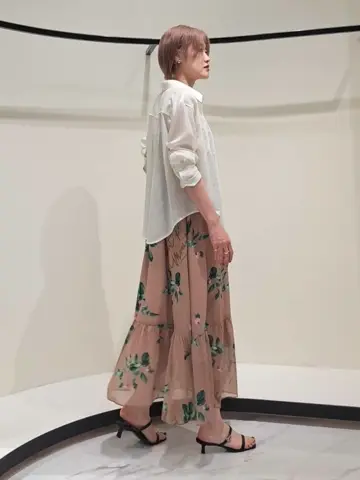 GRACE CONTINENTAL 今野　志保 コーディネート画像