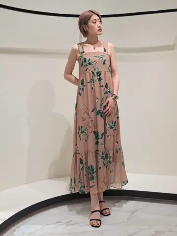 GRACE CONTINENTAL 今野　志保 コーディネート画像