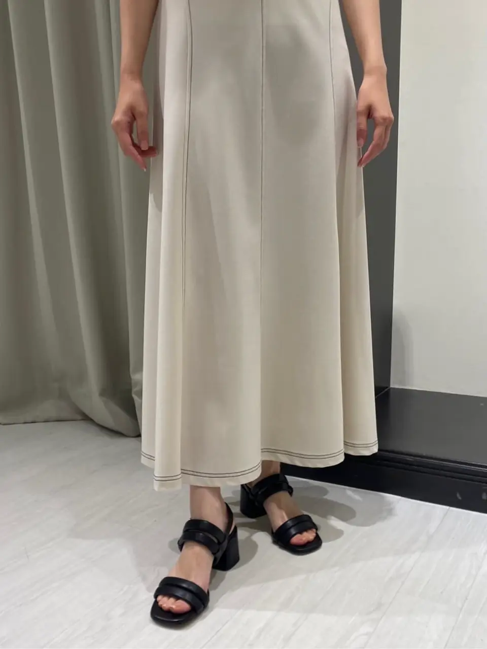 GRACE CONTINENTAL Abe コーディネート画像