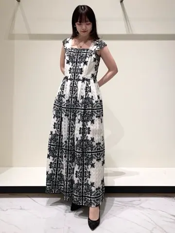 GRACE CONTINENTAL 平野 裕華 コーディネート画像