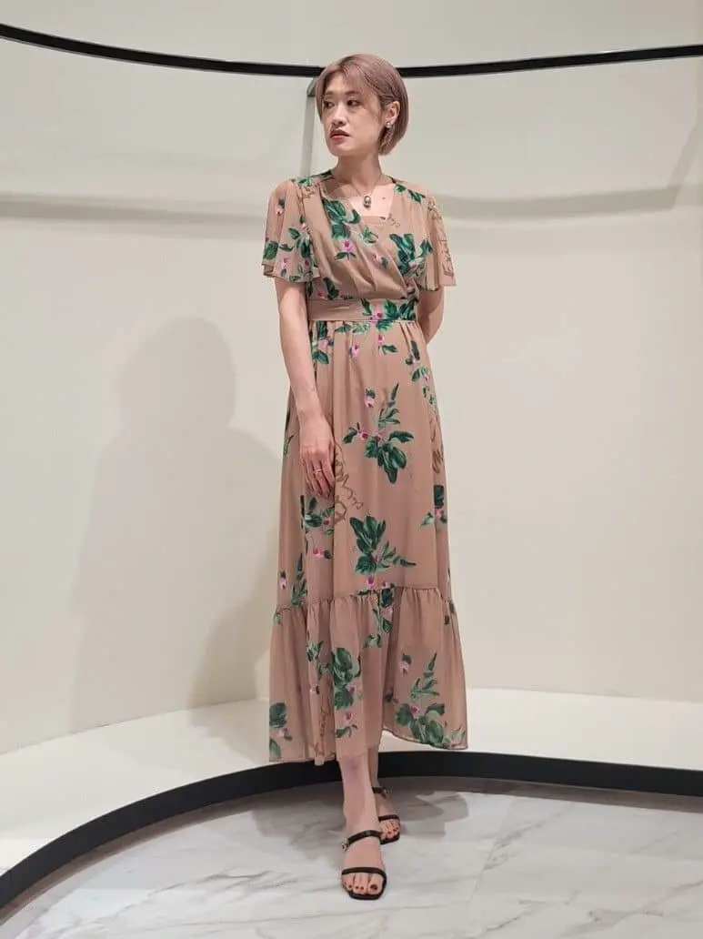 GRACE CONTINENTAL 今野　志保 コーディネート画像