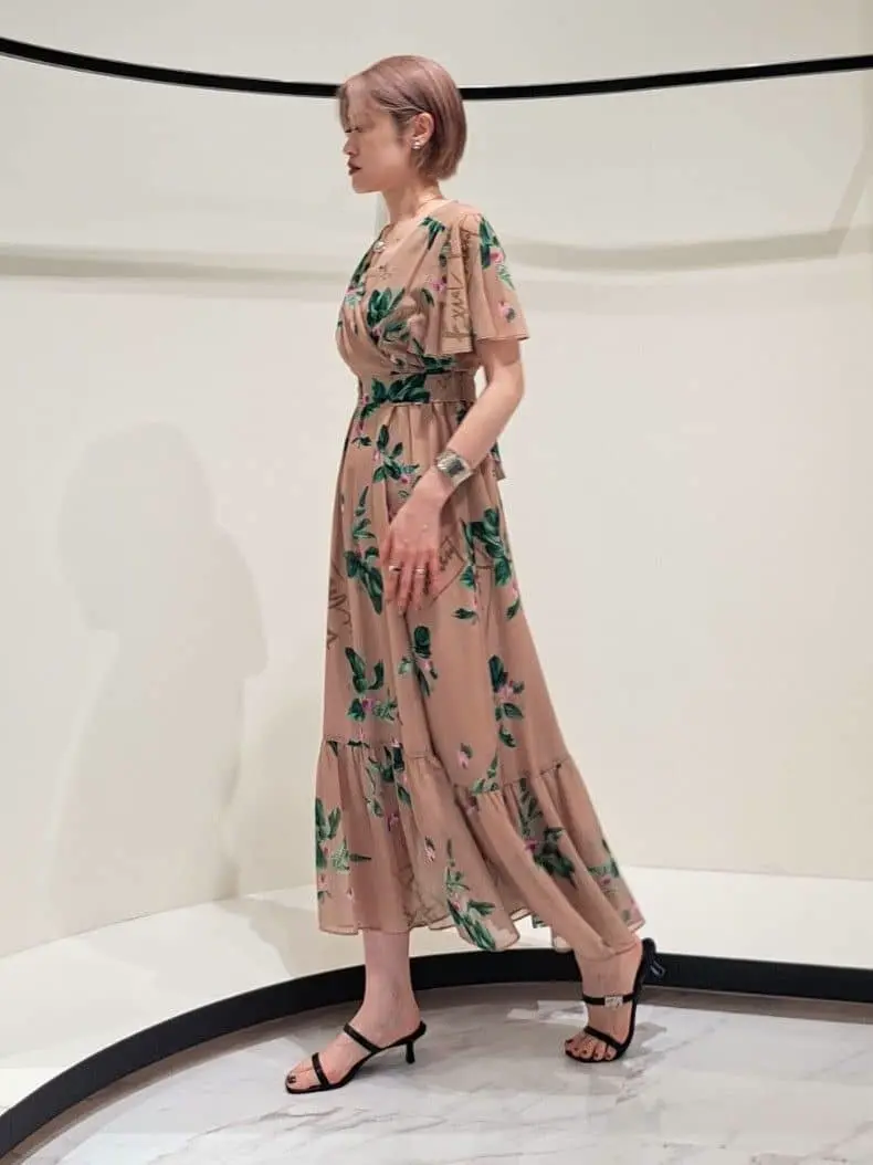 GRACE CONTINENTAL 今野　志保 コーディネート画像