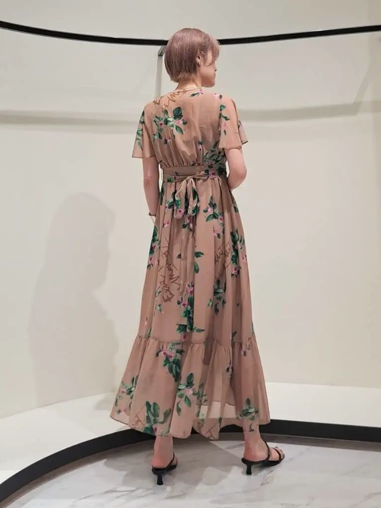 GRACE CONTINENTAL 今野　志保 コーディネート画像