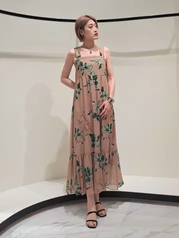 GRACE CONTINENTAL 今野　志保 コーディネート画像