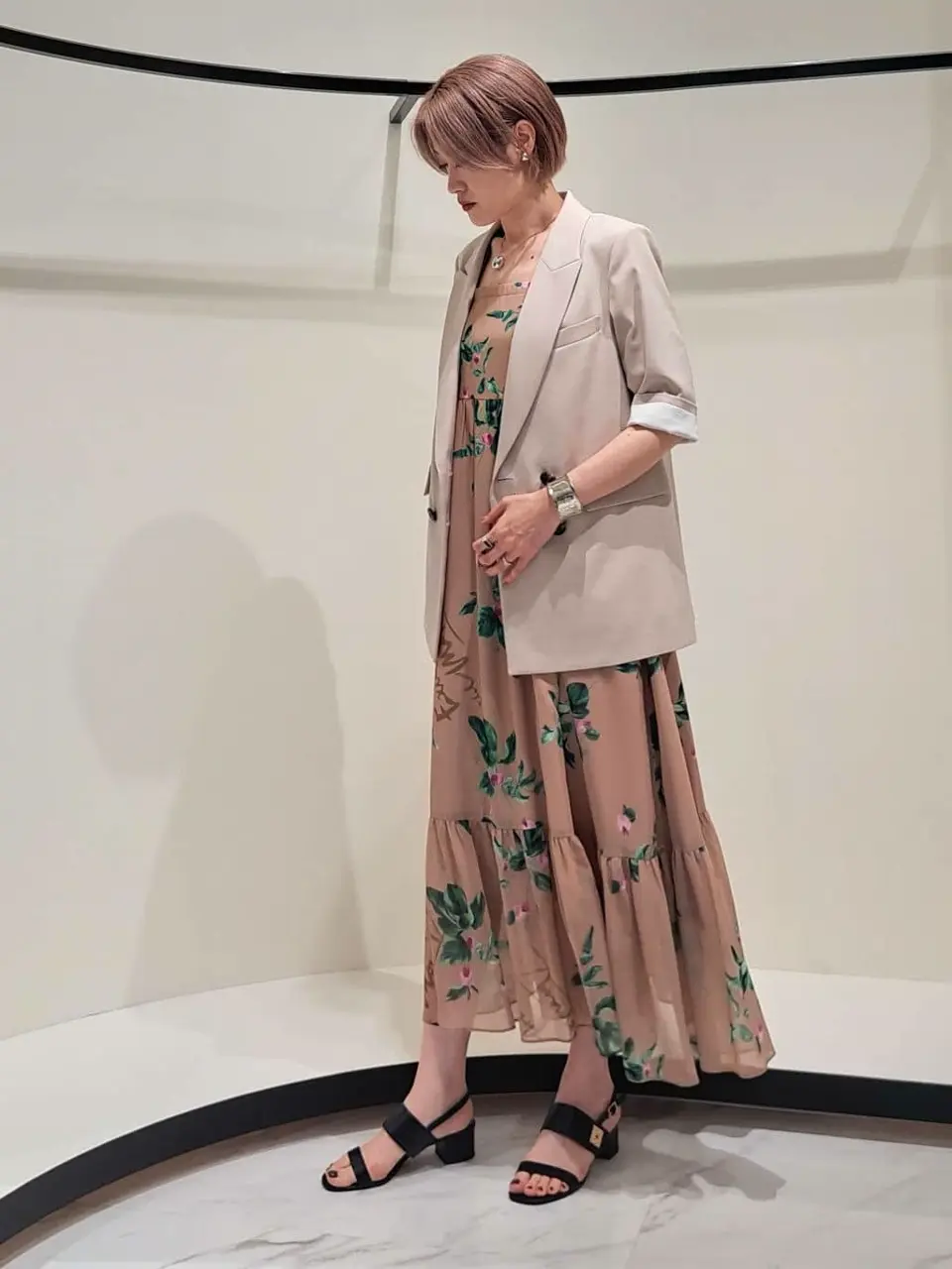 GRACE CONTINENTAL 今野　志保 コーディネート画像