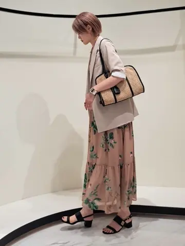 GRACE CONTINENTAL 今野　志保 コーディネート画像