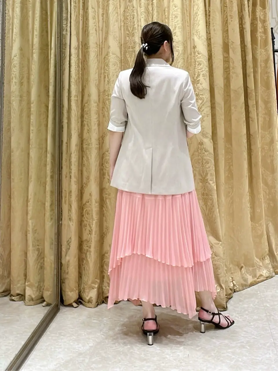 GRACE CONTINENTAL 泉　敦子 コーディネート画像