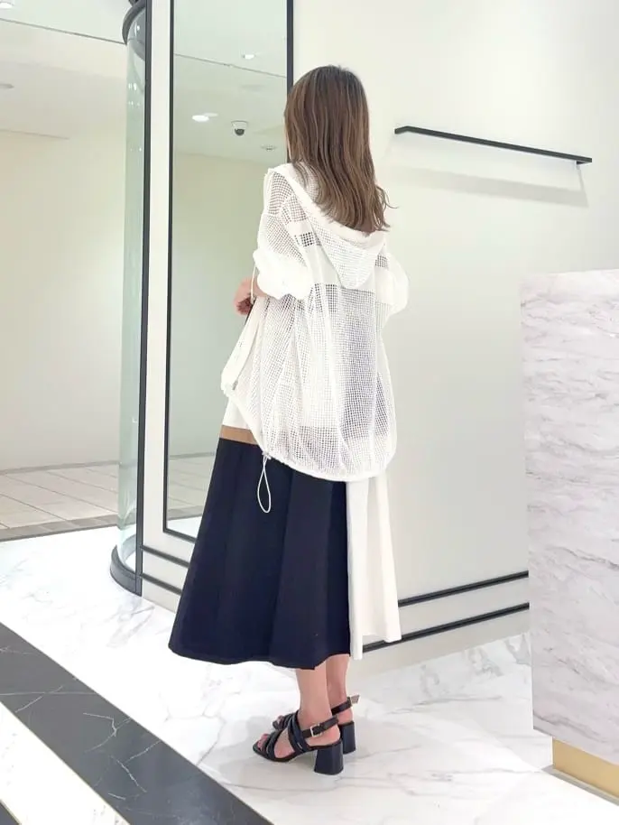 GRACE CONTINENTAL yukimi yonee コーディネート画像