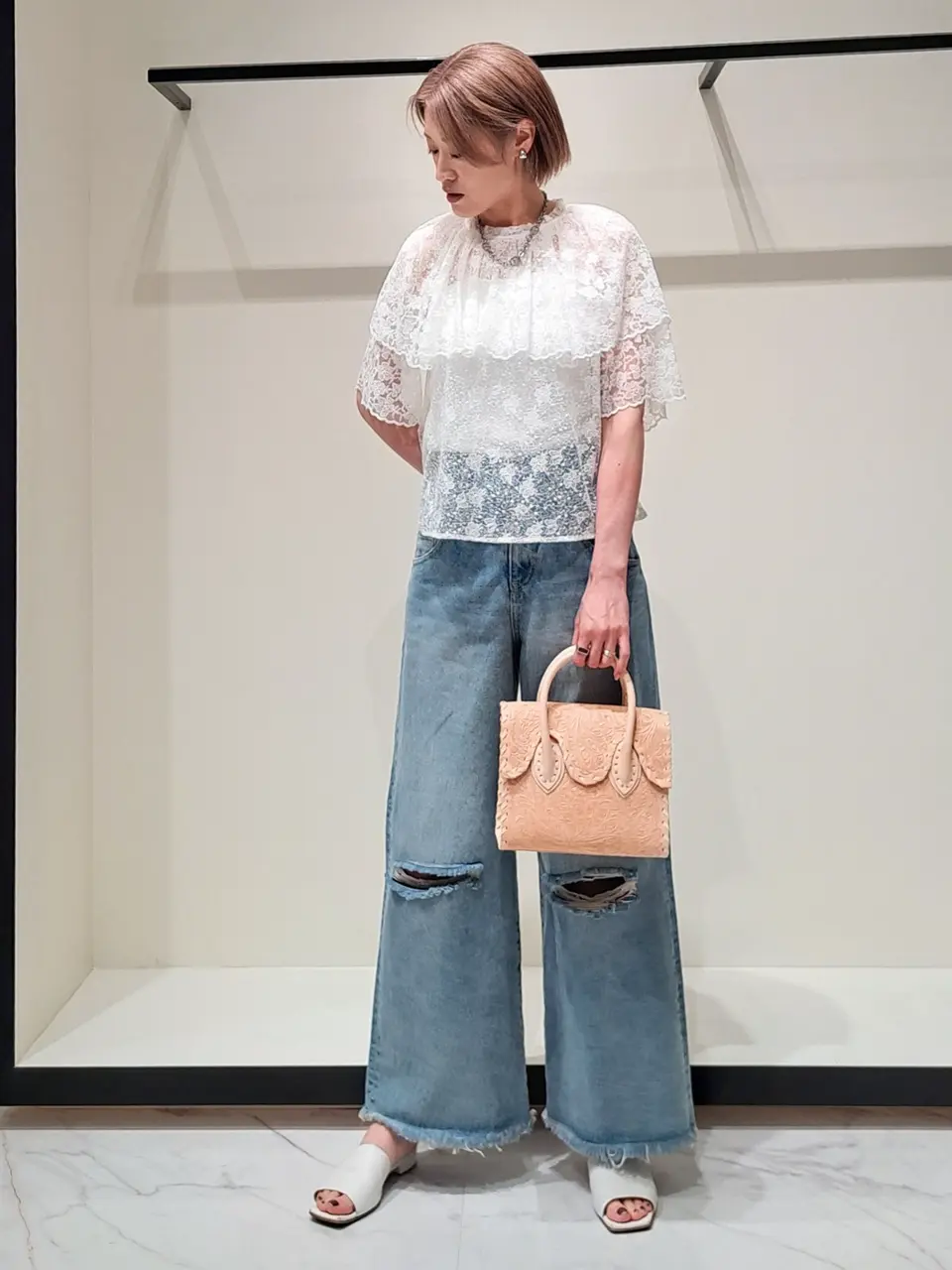 GRACE CONTINENTAL 今野　志保 コーディネート画像