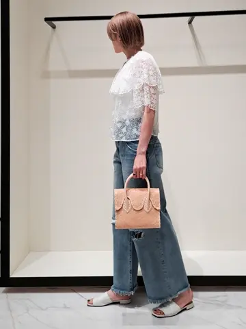 GRACE CONTINENTAL 今野　志保 コーディネート画像