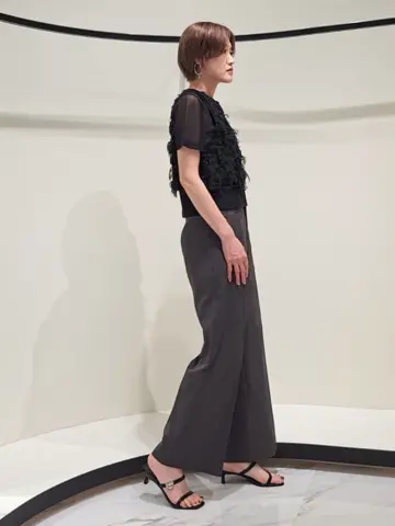 GRACE CONTINENTAL 今野　志保 コーディネート画像