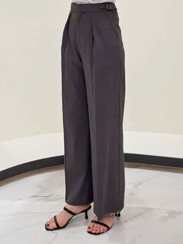 GRACE CONTINENTAL 今野　志保 コーディネート画像