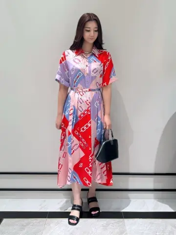 GRACE CONTINENTAL MOMOKO コーディネート画像