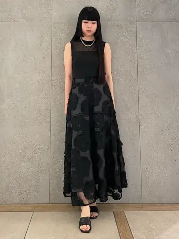 GRACE CONTINENTAL 清水　杏梨 コーディネート画像