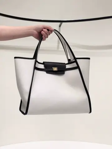 GRACE CONTINENTAL くまさか コーディネート画像