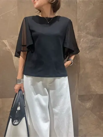 GRACE CONTINENTAL 穐山　香織 コーディネート画像