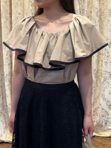 GRACE CONTINENTAL HIGASHIGAWA.R コーディネート画像