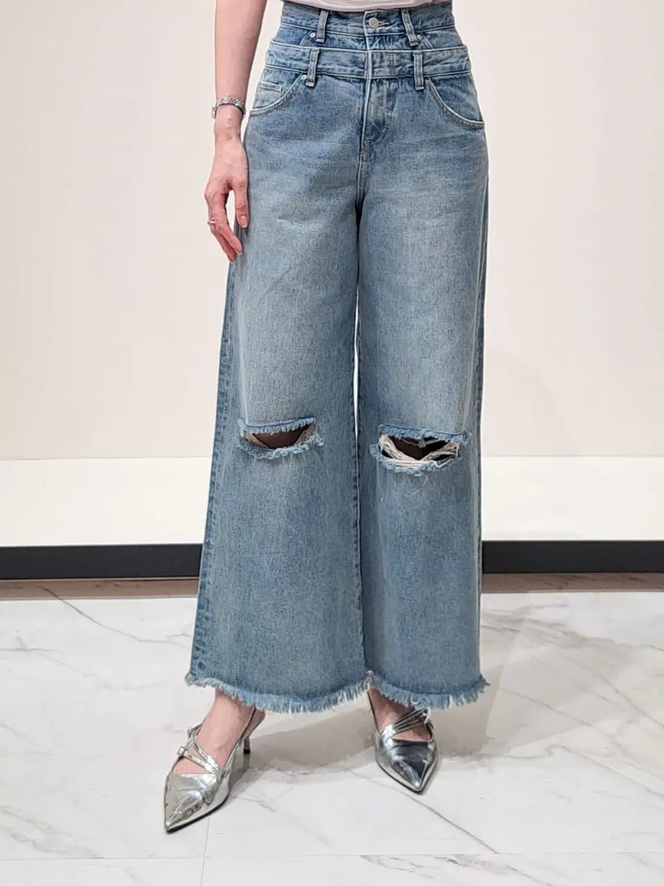 GRACE CONTINENTAL 今野　志保 コーディネート画像