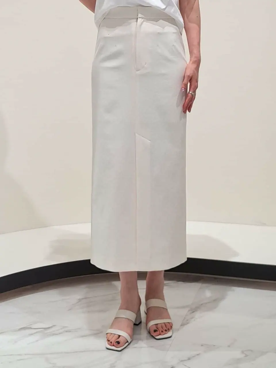 GRACE CONTINENTAL 今野　志保 コーディネート画像