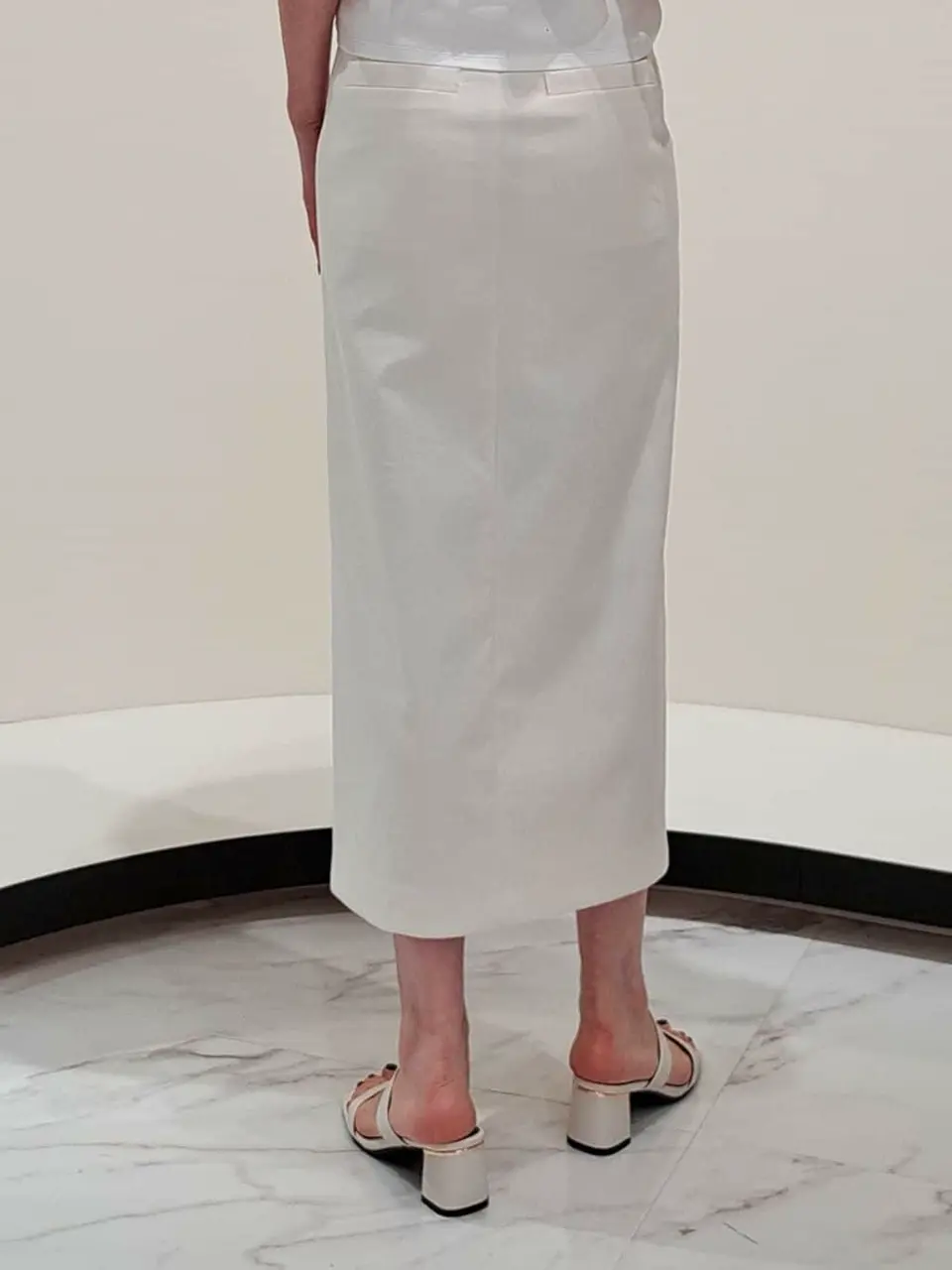 GRACE CONTINENTAL 今野　志保 コーディネート画像