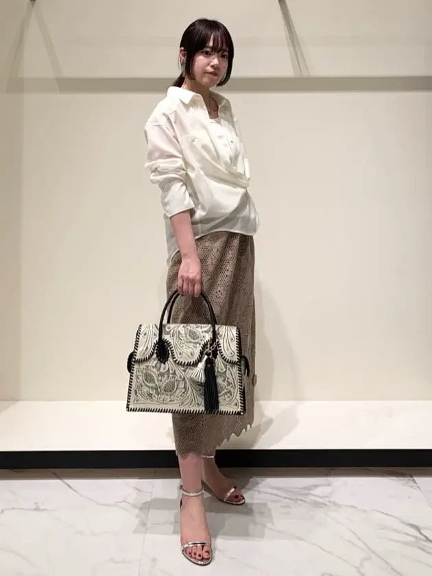 GRACE CONTINENTAL 平野 裕華 コーディネート画像