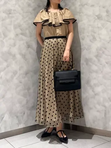 GRACE CONTINENTAL OZAWA コーディネート画像