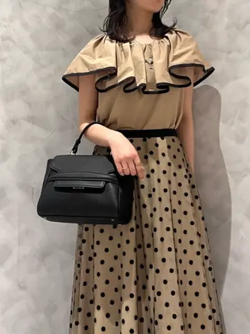 GRACE CONTINENTAL OZAWA コーディネート画像