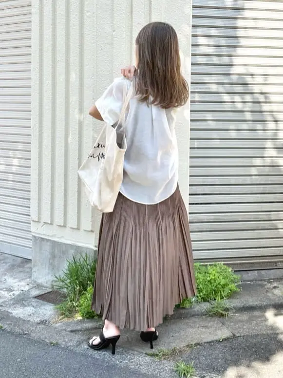 GRACE CONTINENTAL yukimi yonee コーディネート画像