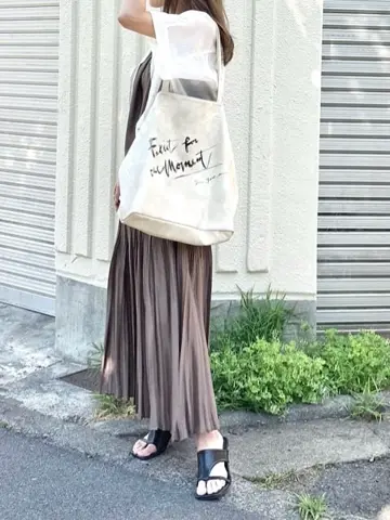 GRACE CONTINENTAL yukimi yonee コーディネート画像