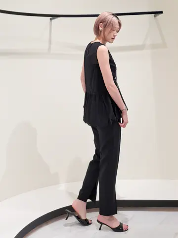 GRACE CONTINENTAL 今野　志保 コーディネート画像