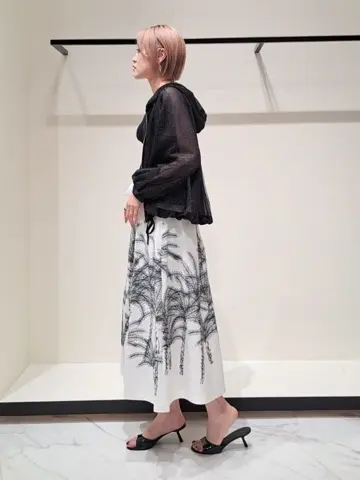 GRACE CONTINENTAL 今野　志保 コーディネート画像