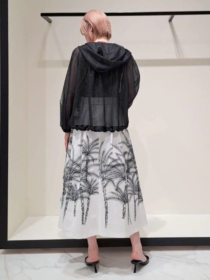 GRACE CONTINENTAL 今野　志保 コーディネート画像