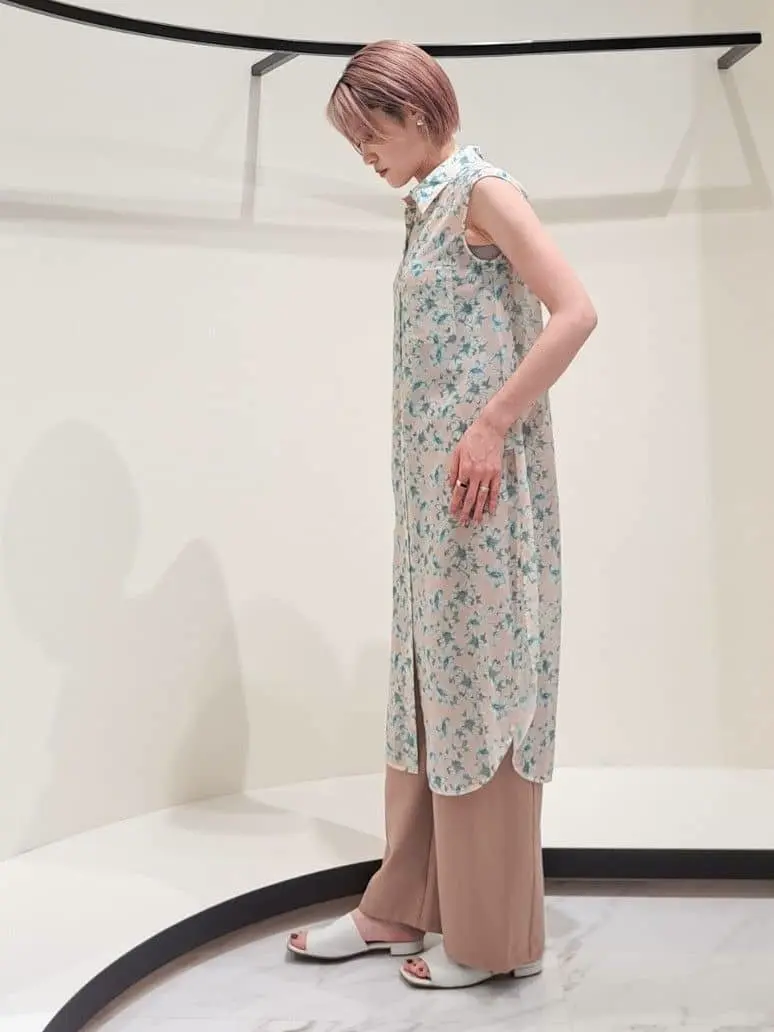 GRACE CONTINENTAL 今野　志保 コーディネート画像