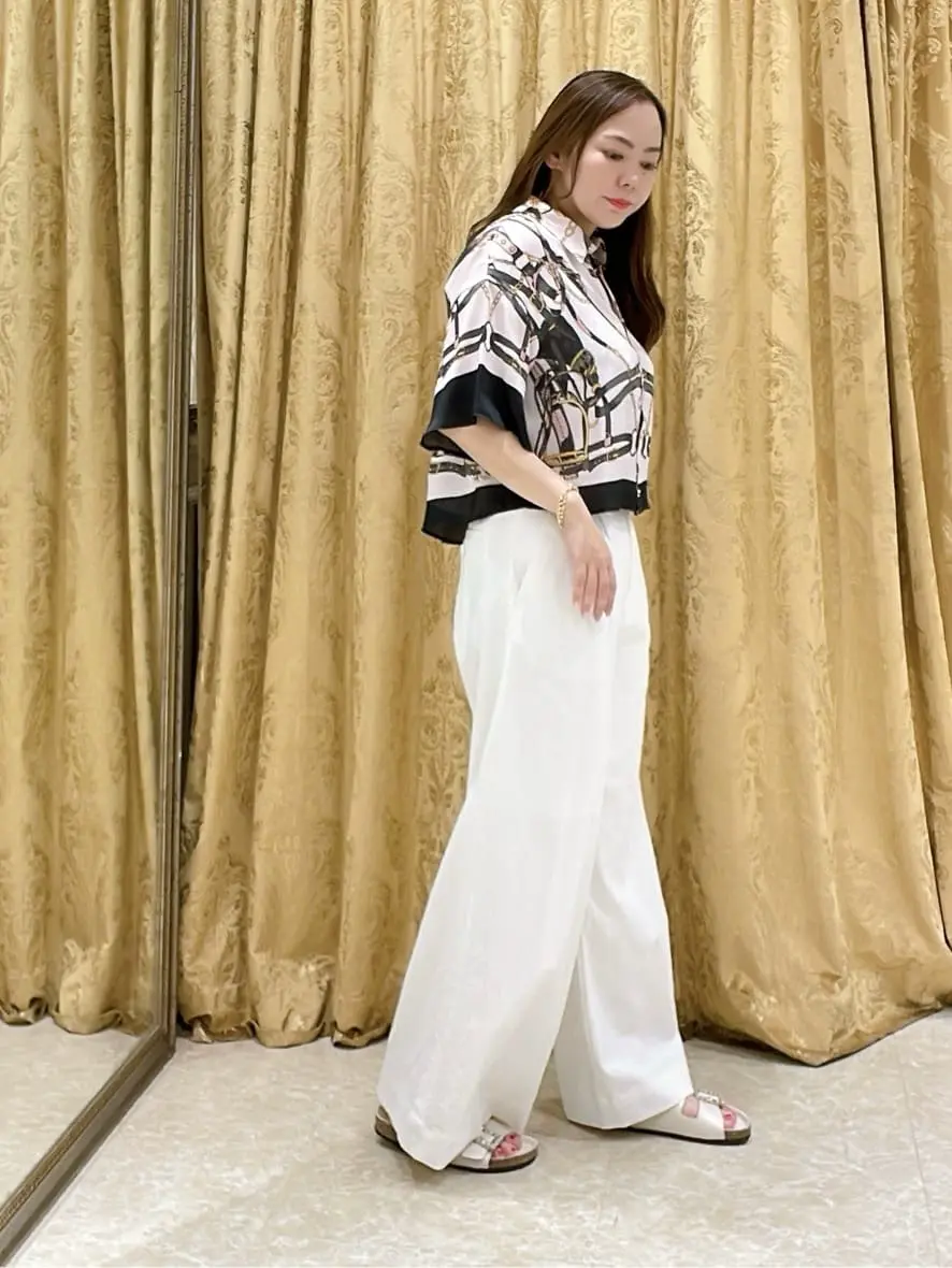 GRACE CONTINENTAL 泉　敦子 コーディネート画像