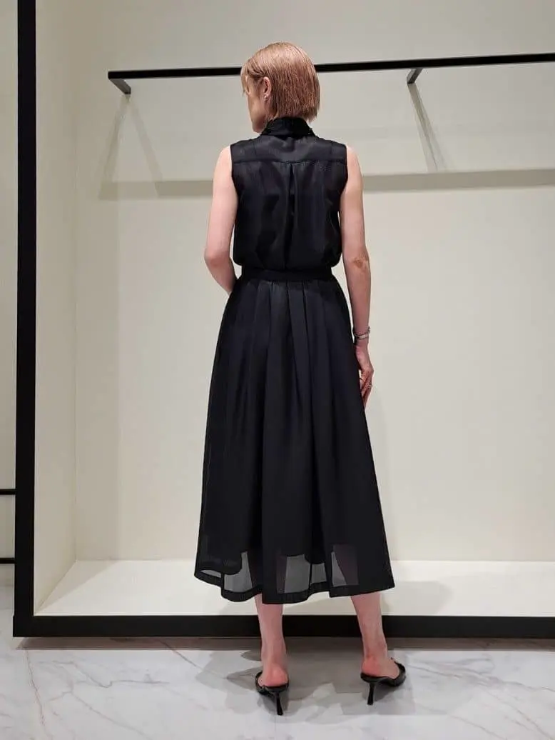 GRACE CONTINENTAL 今野　志保 コーディネート画像